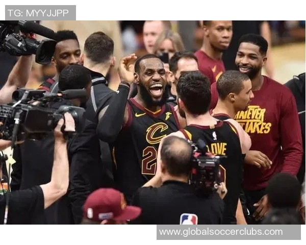 历史骑士与勇士阵容的对决分析与战术探讨