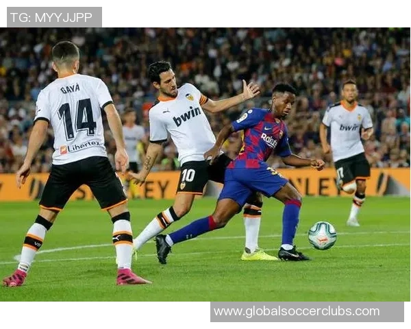 季后赛首轮激战山东队与江苏队的巅峰对决即将上演